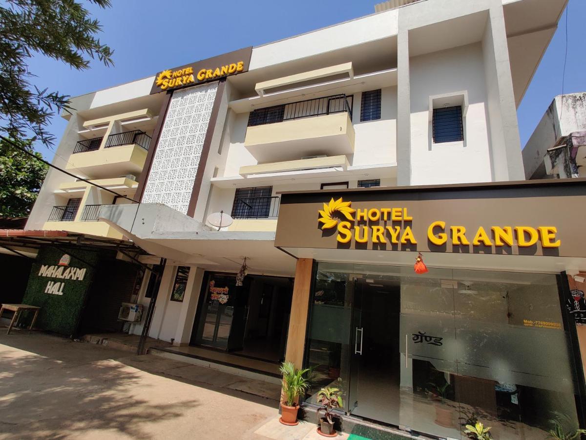 Hotel Surya Grande Kudal  Exterior foto